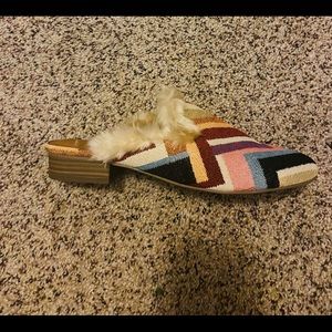 Universal Thread Faux fur lined loafers. 9.5. Never worn. Super cute boho style